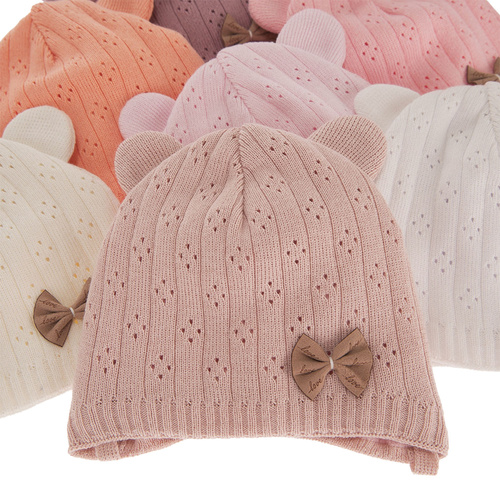 Czapka jesienna, wiosenna dla dziewczynki, różowa, z bawełną, wiązana Lotta