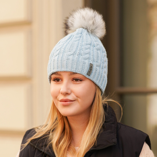 Czapka zimowa damska, różowa, z pomponem Mirka