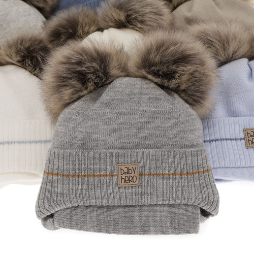 Czapka i szalik dla chłopca zimowy komplet, jasnoniebieski, z dwoma pomponami, wiązany Melon