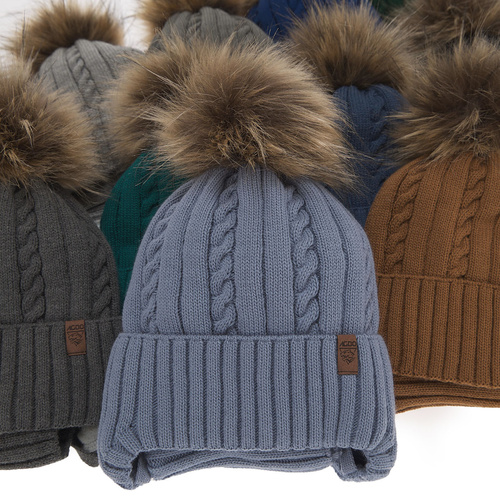 Czapka i komin dla chłopca zimowy komplet, granatowy, z pomponem Peter