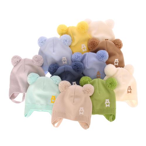 Czapka jesienna, wiosenna dla chłopca, beżowa, z dwoma pomponami, wiązana Barney