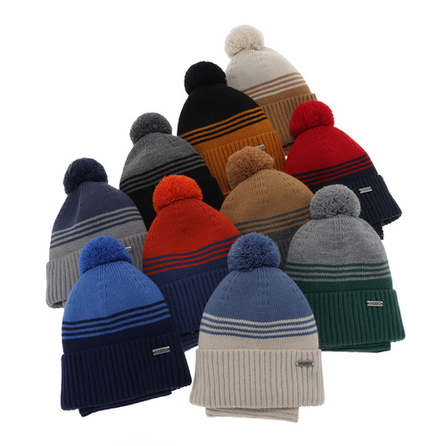 Czapka i komin dla chłopca zimowy komplet, szary, z pomponem Pallas