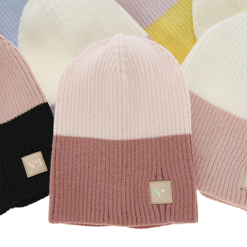 Czapka jesienna, wiosenna dla dziewczynki, różowa, Leti