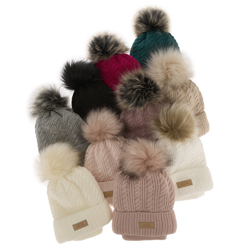 Czapka i komin dla dziewczynki zimowy komplet, czarny, z pomponem Alika