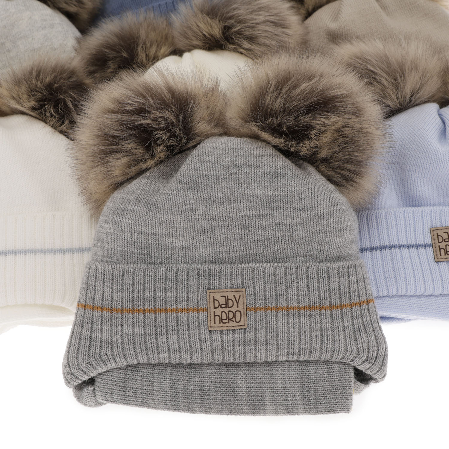 Czapka i szalik dla chłopca zimowy komplet, jasnoniebieski, z dwoma pomponami, wiązany Melon