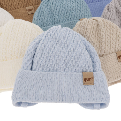 Czapka jesienna, wiosenna dla chłopca, beżowa, wiązana David