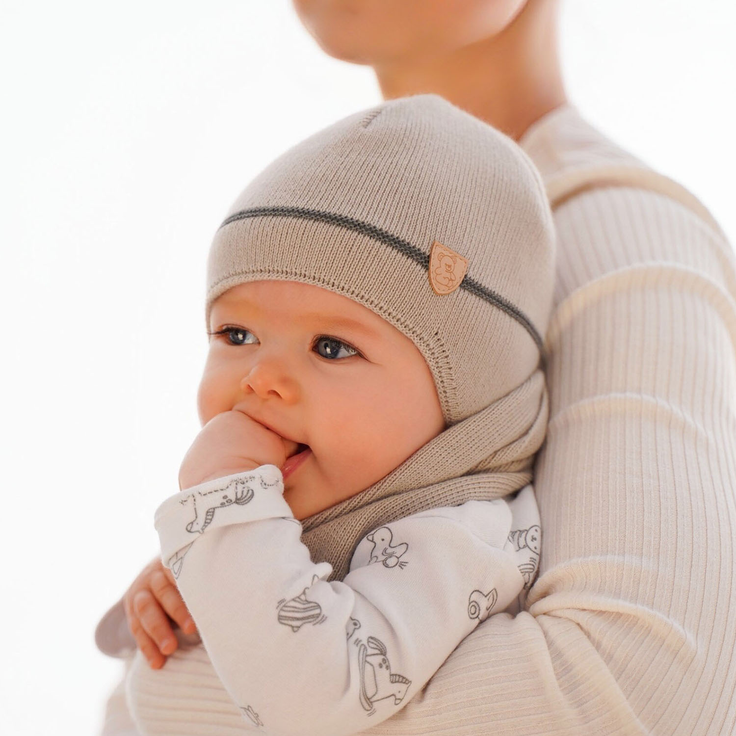 Czapka i szalik dla chłopca zimowy komplet, kremowy, wiązany Musso