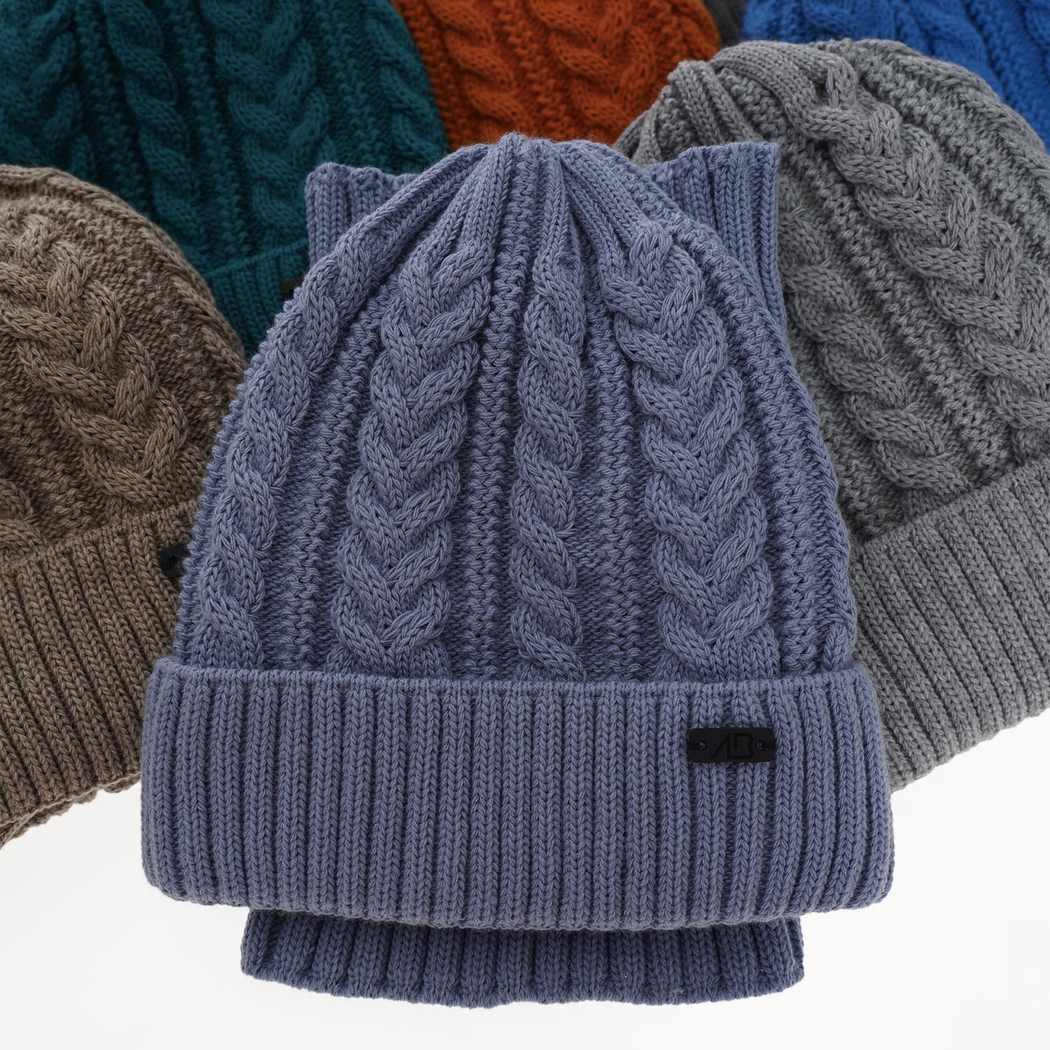 Czapka i komin dla chłopca zimowy komplet, szary, z naszywką Colins