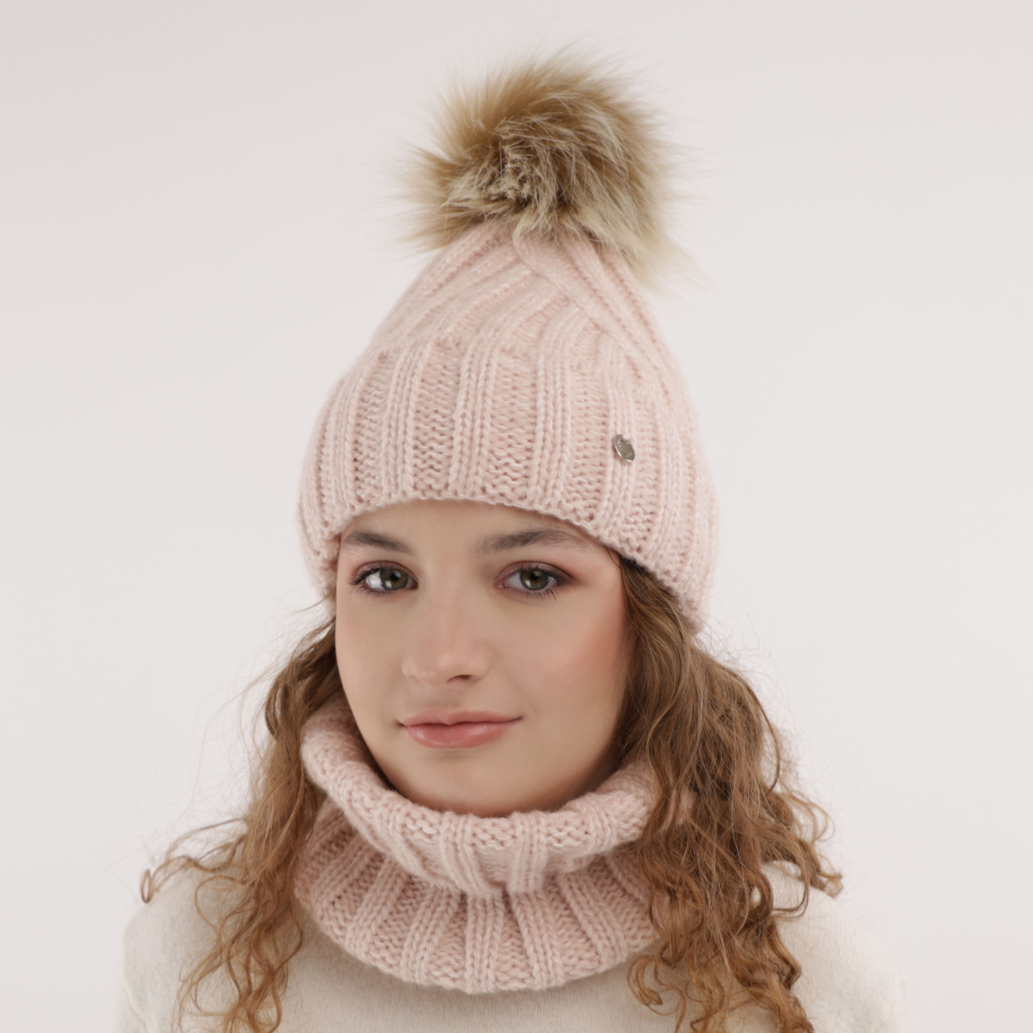 Czapka i komin dla dziewczynki zimowy komplet, kremowy, z pomponem Polaris