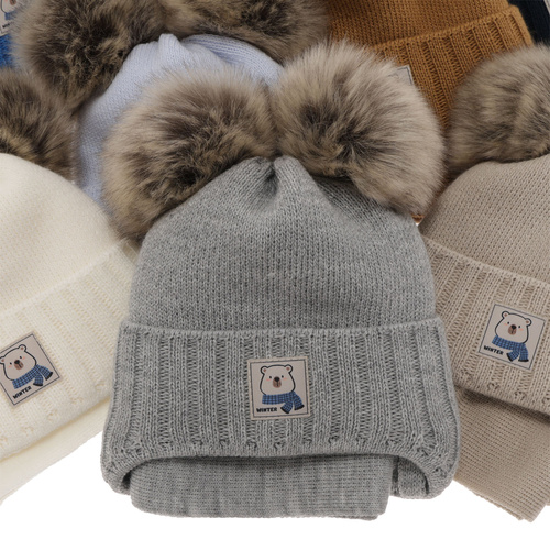 Czapka i szalik dla chłopca zimowy komplet, beżowy, z dwoma pomponami Jewel