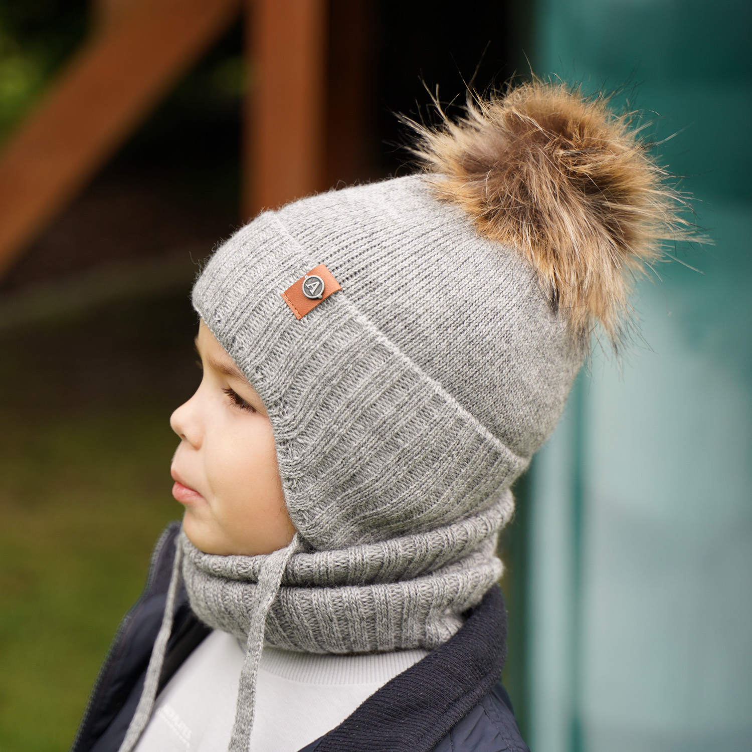 Czapka i komin dla chłopca zimowy komplet, ciemnoszary, wiązany Dominik