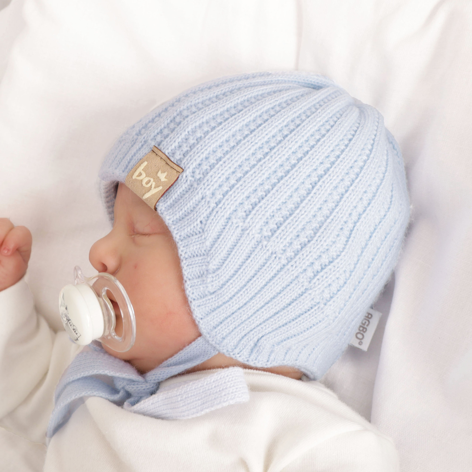 Czapka jesienna, wiosenna dla chłopca, niebieska, wiązana Chico