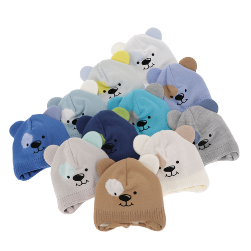 Czapka jesienna, wiosenna dla chłopca, biała, wiązana Kasper