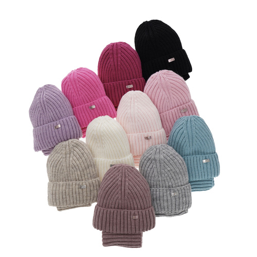 Czapka i komin dla dziewczynki zimowy komplet, różowy Valentine