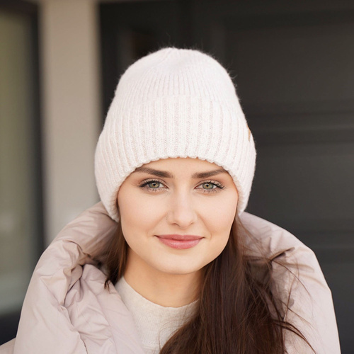 Czapka zimowa damska, różowa, z wełną merino Alvara